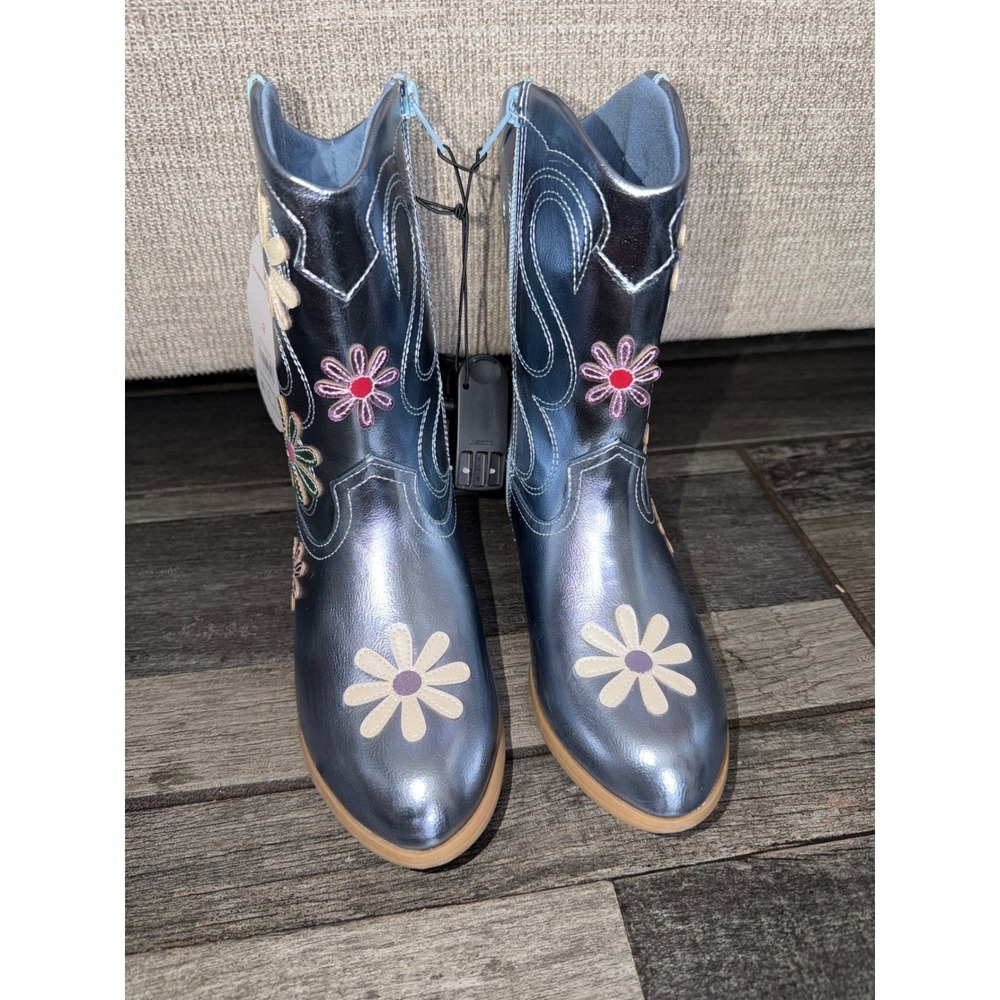 Girl cowgirl boots size 3